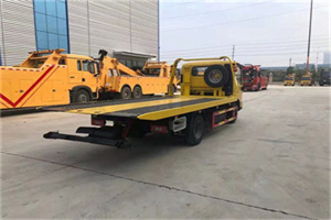 虎丘非事故拖车