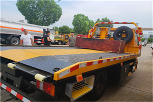 虎丘附近拖车电话号码服务